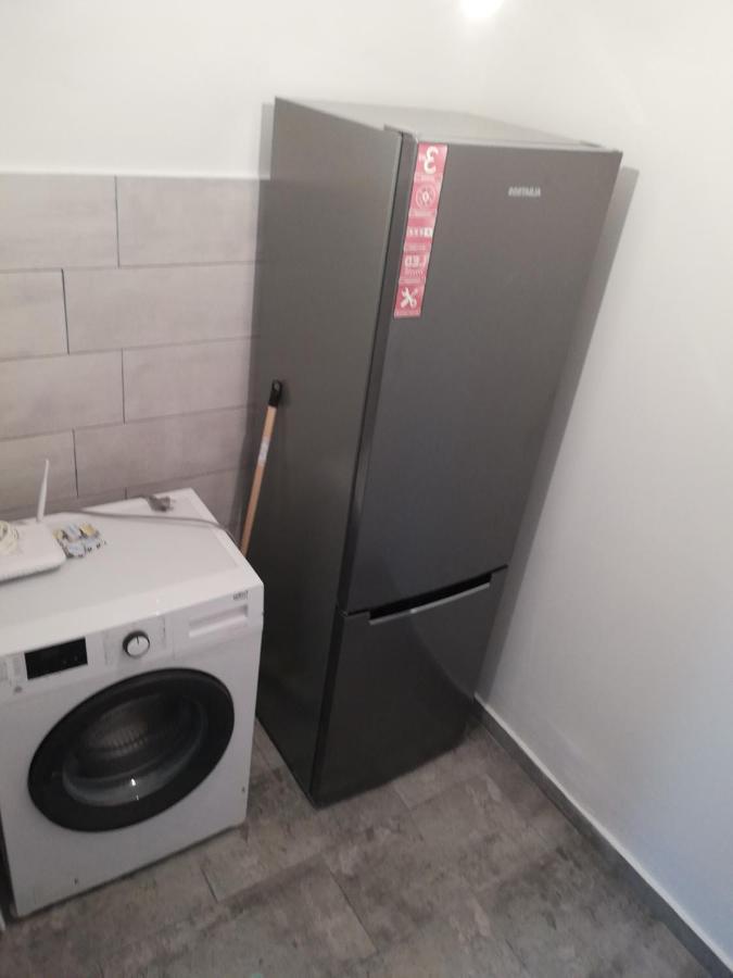 Apartament Brezoi Appartement Buitenkant foto